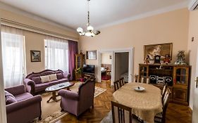 Apartment Panorama Central